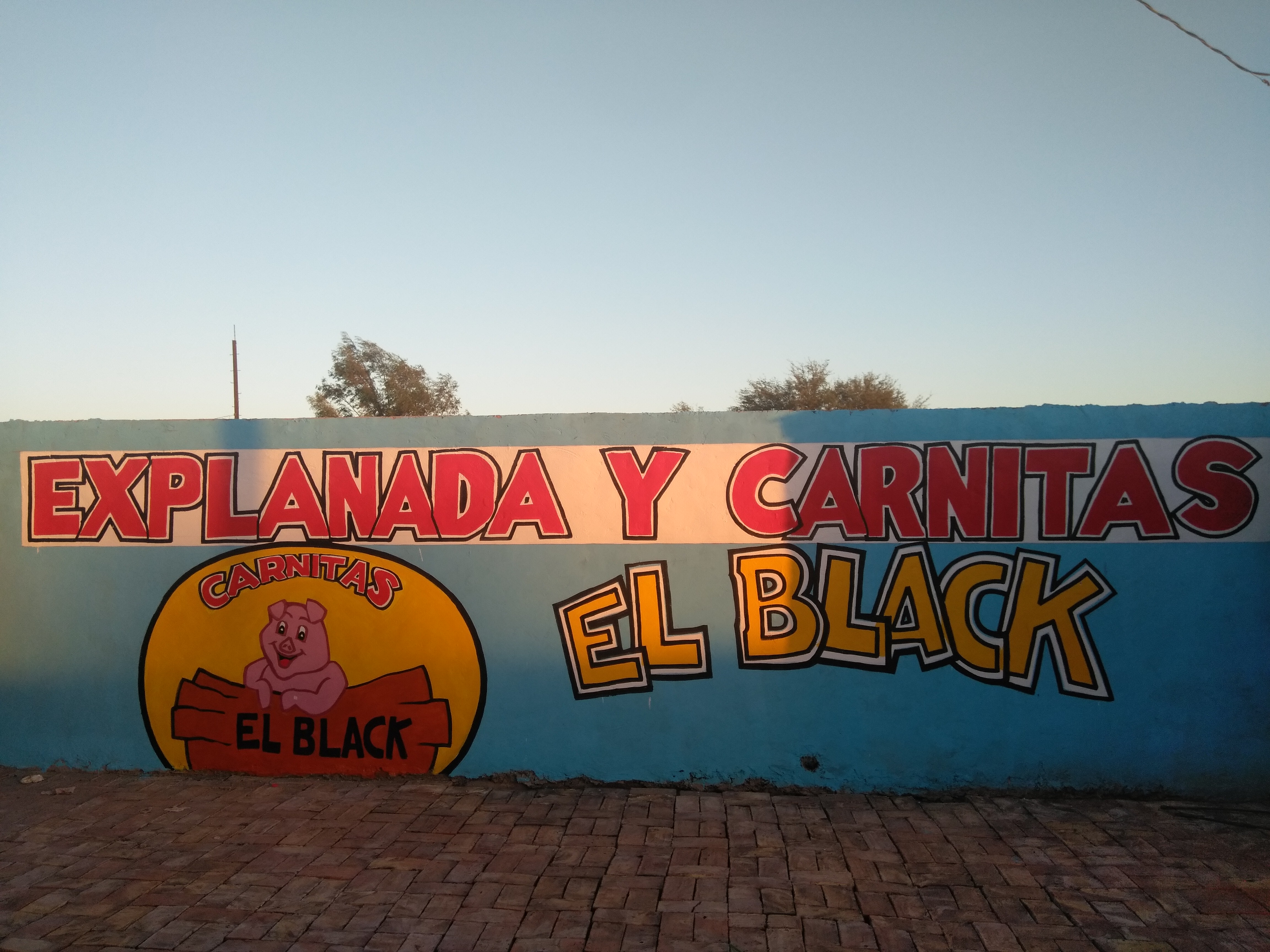 Explanada y Carnitas El Black image 3