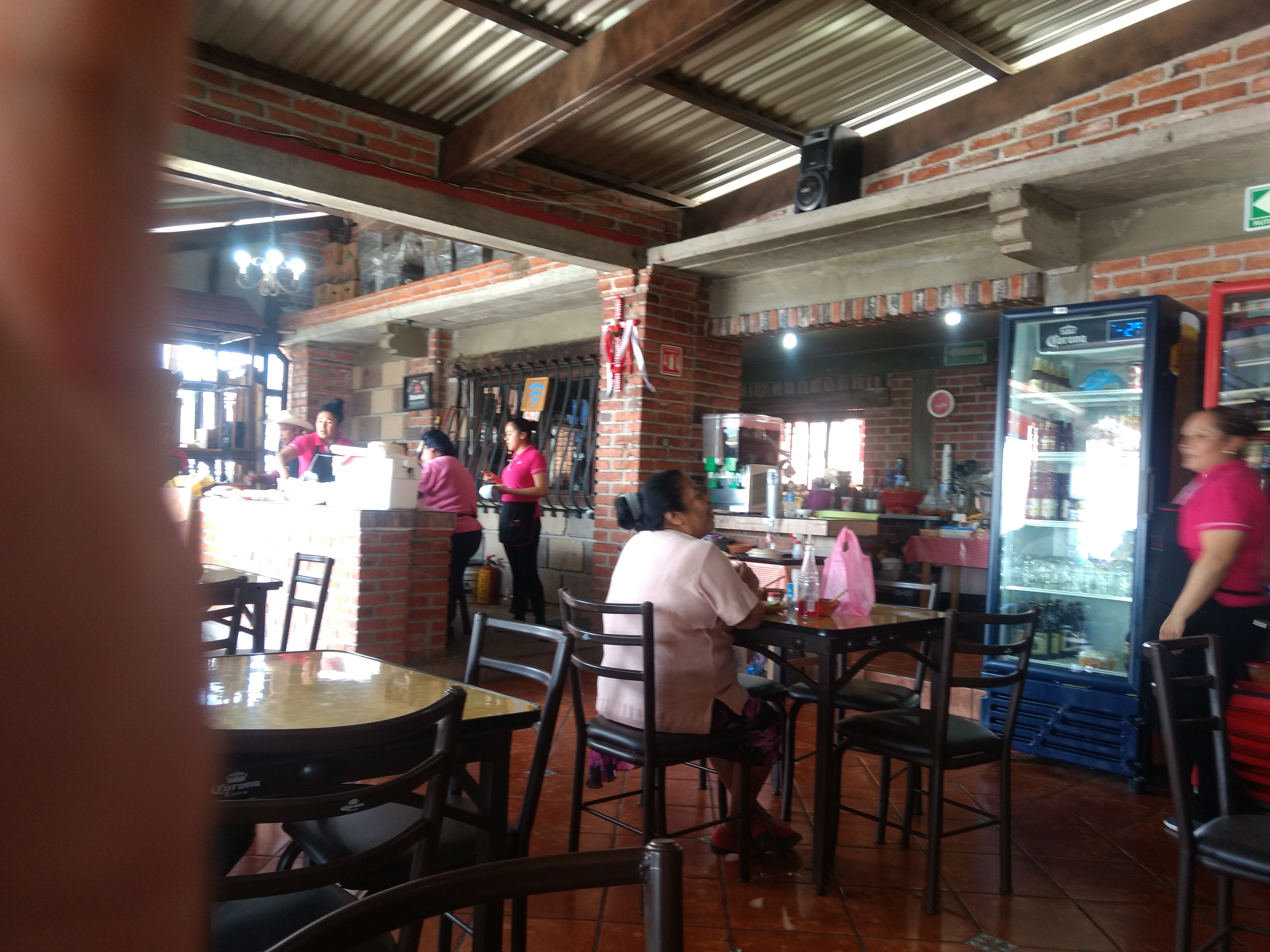 Restaurante las tejas image 1