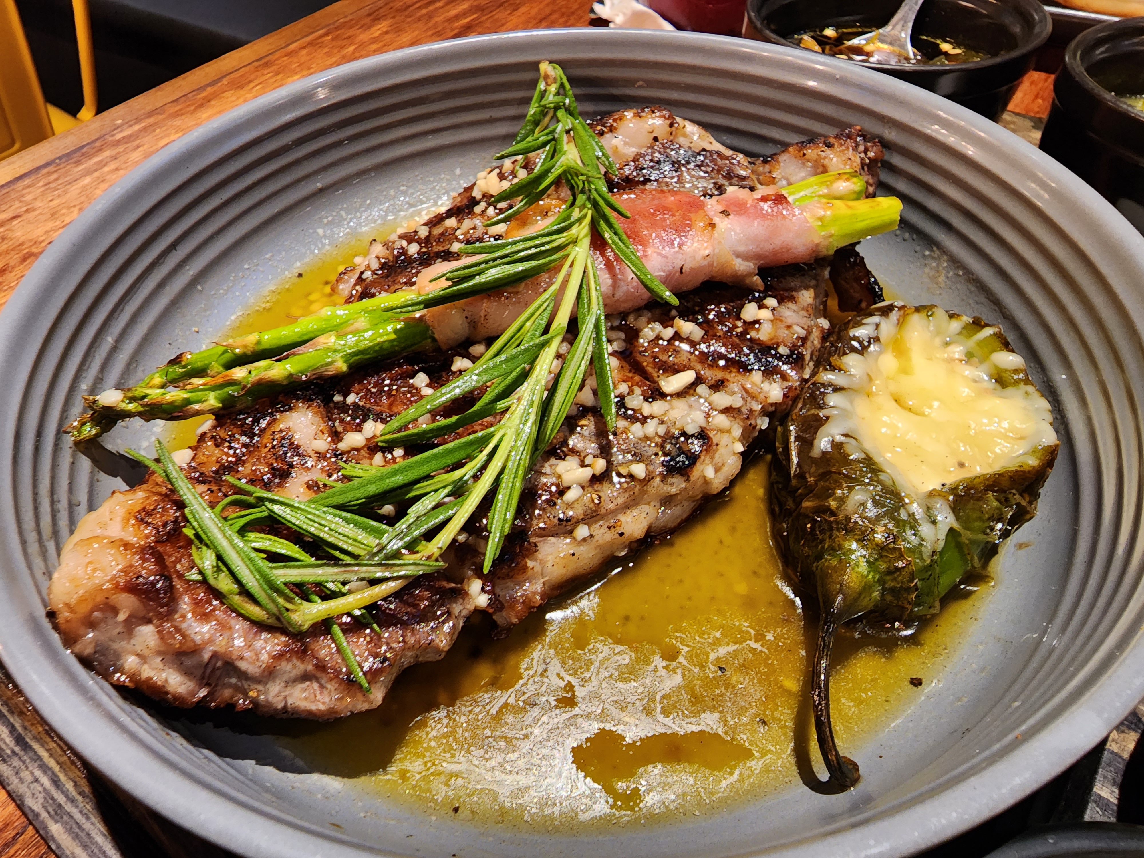 Los Bandidos Kitchen Bar image 9