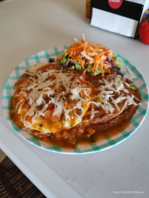 LOS PINCHIS MARISCOS image 5