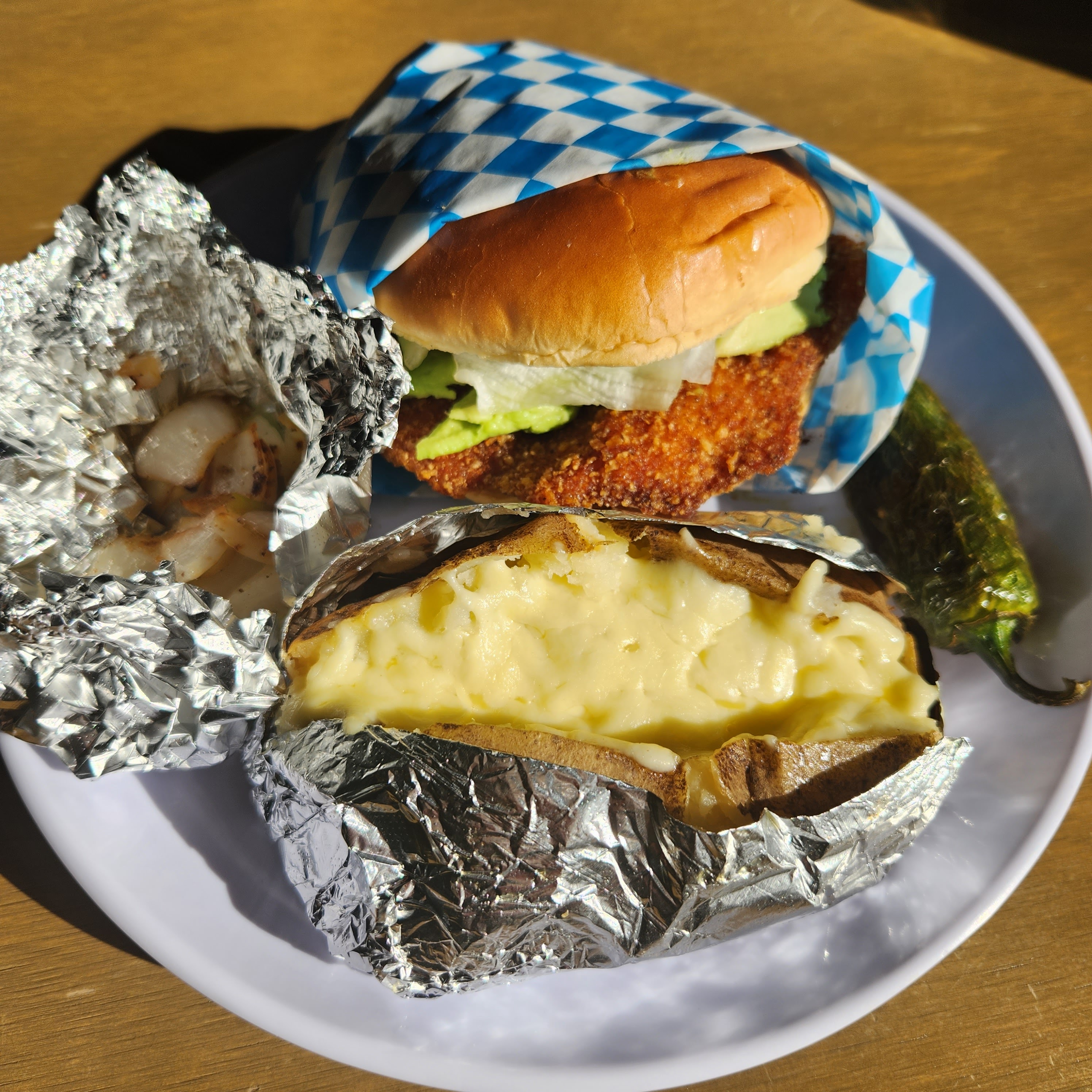 Sal y Pimienta ncg image 5