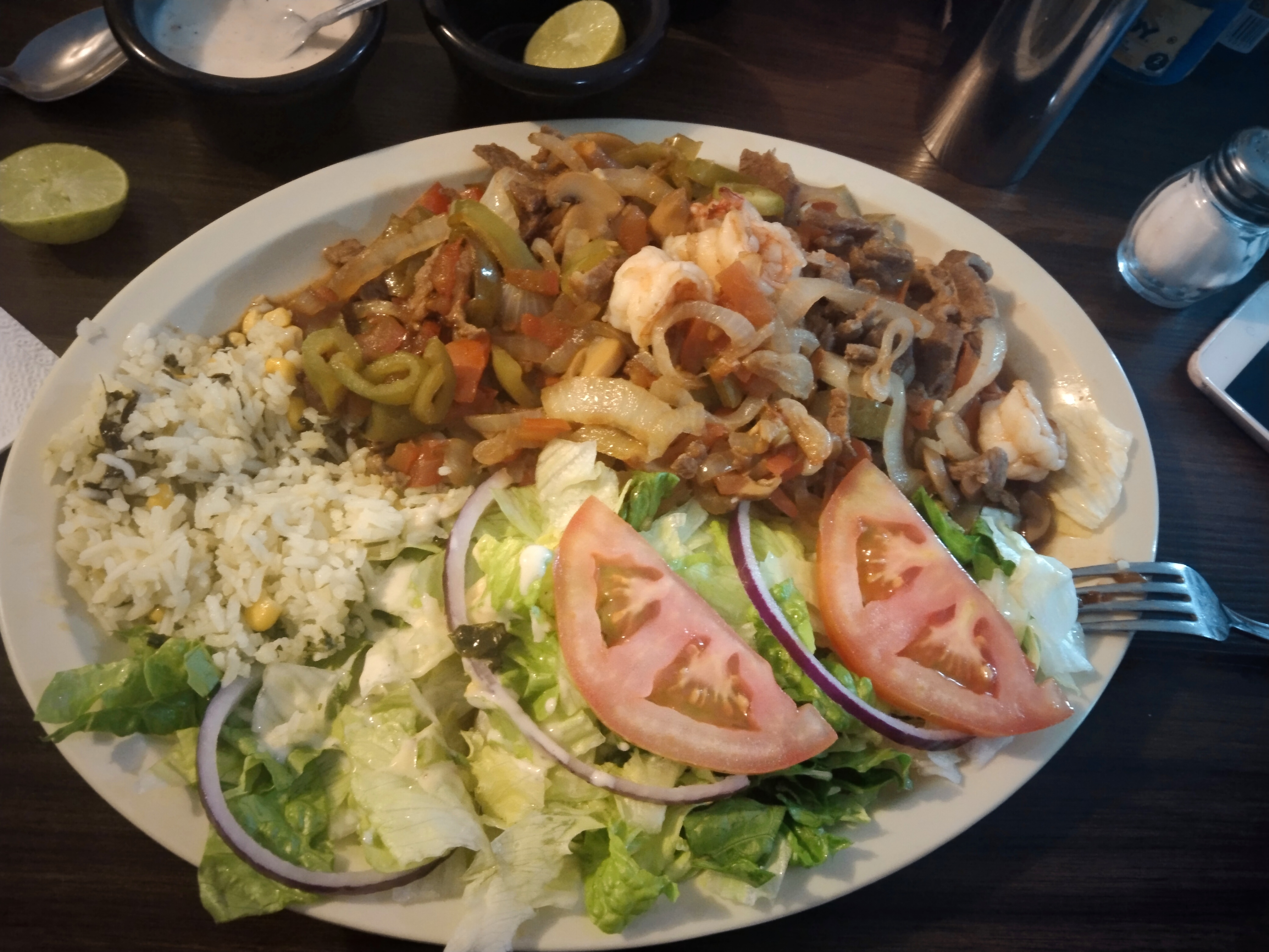 La Isla Restaurante image 2