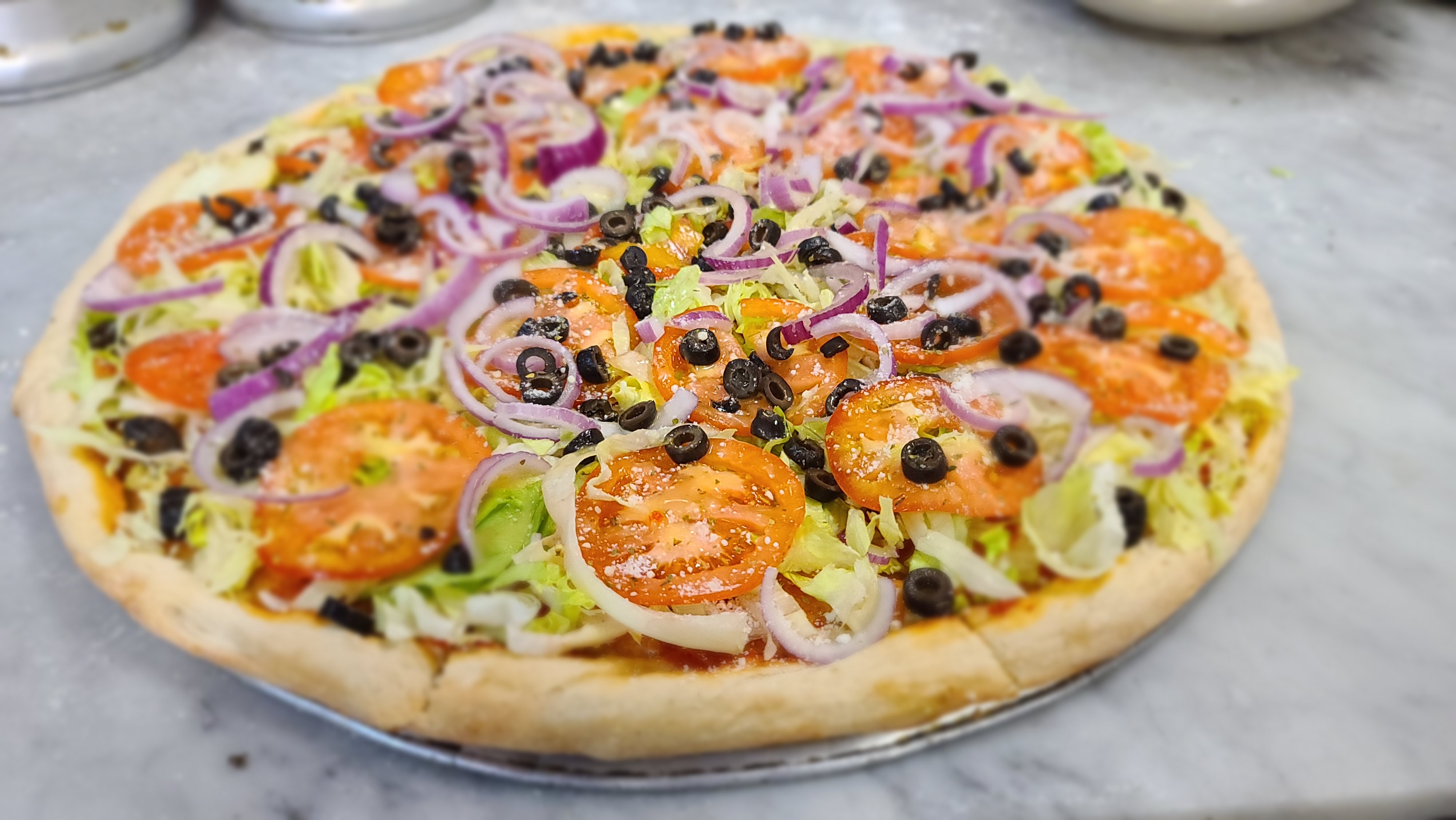 BETO'S DELI & PIZZERIA TULCINGO image 4