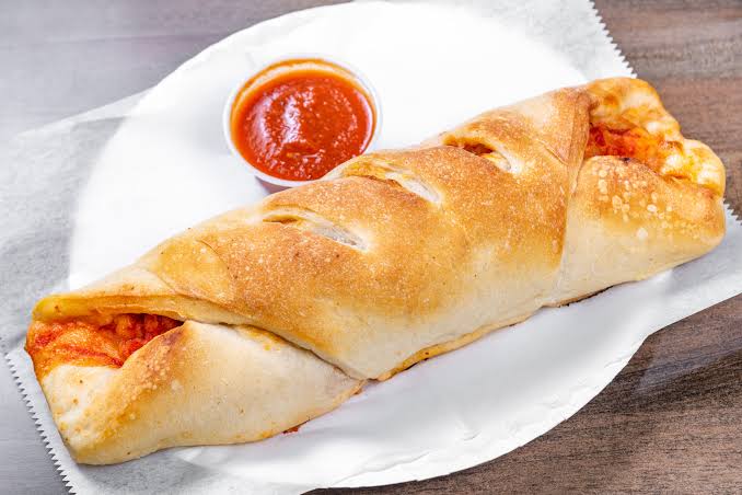 BETO'S DELI & PIZZERIA TULCINGO image 8