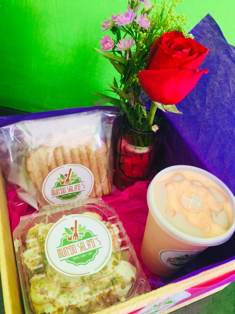 Mundo Salad's image 5