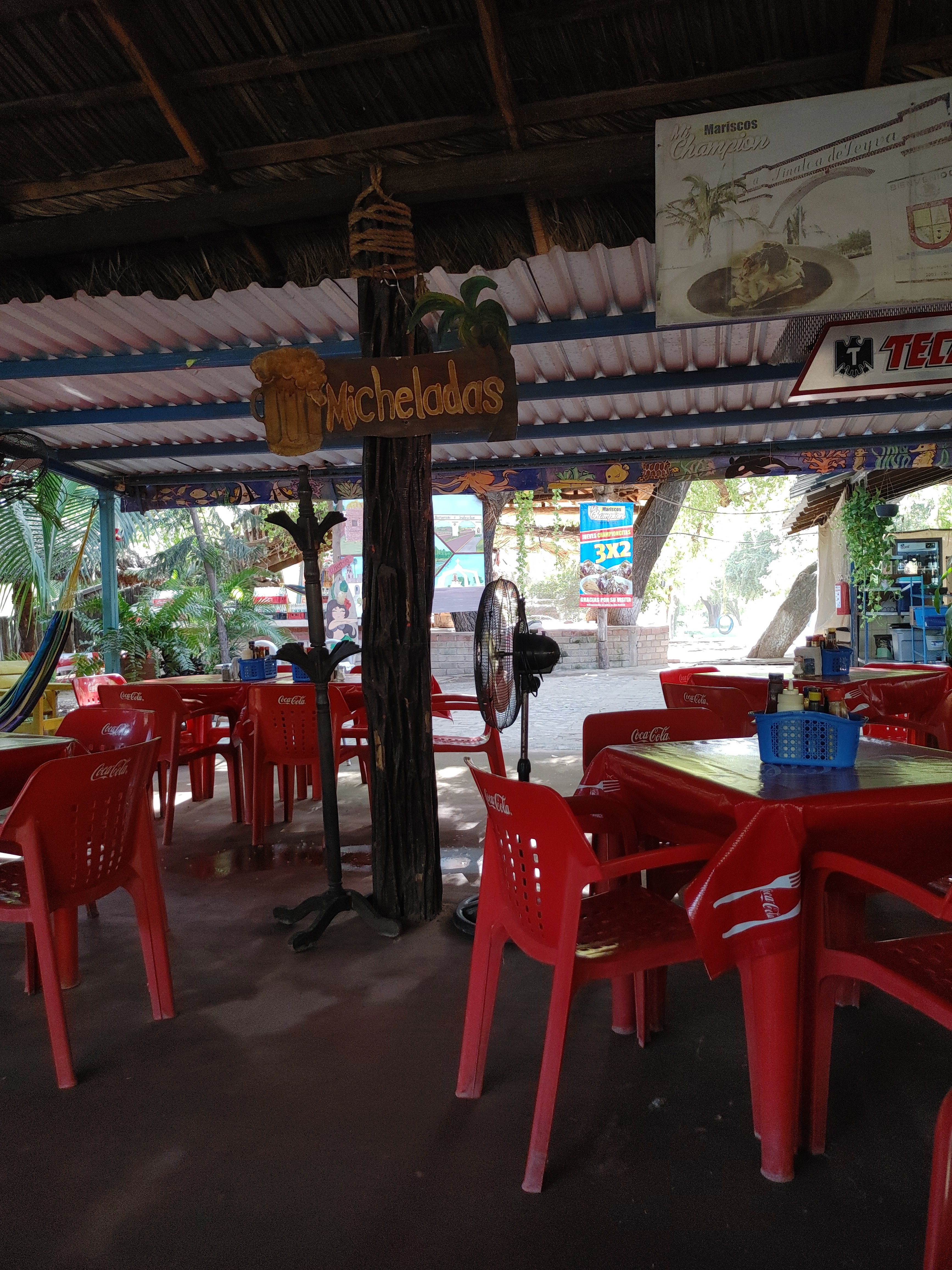 Mariscos Mi Champion image 3