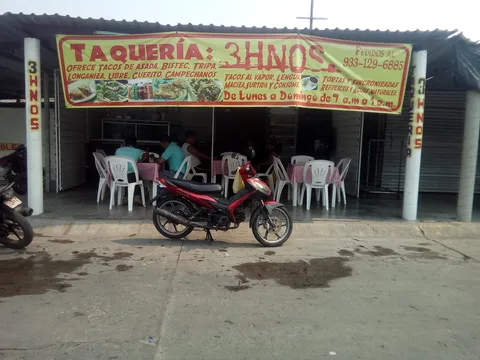 Taqueria 3 Hmnos. image 2