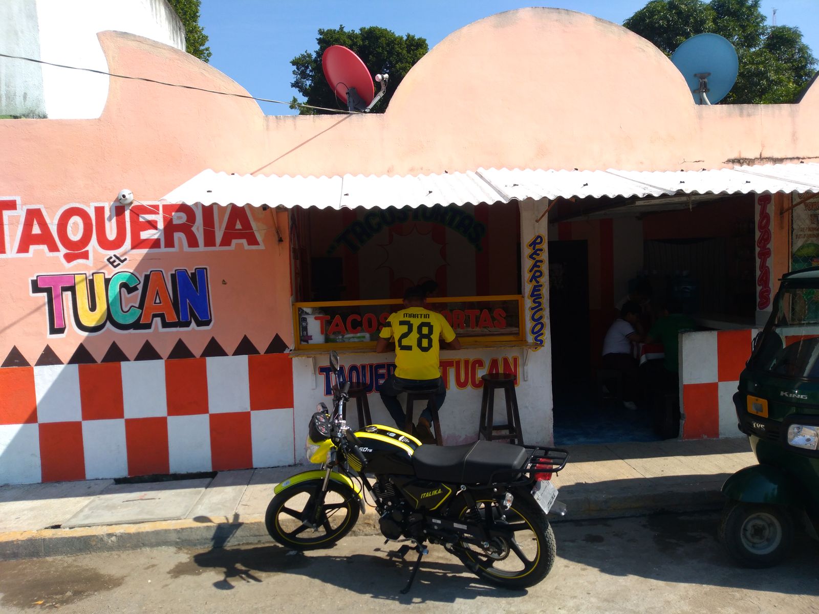 Taquería El Tucan image 1