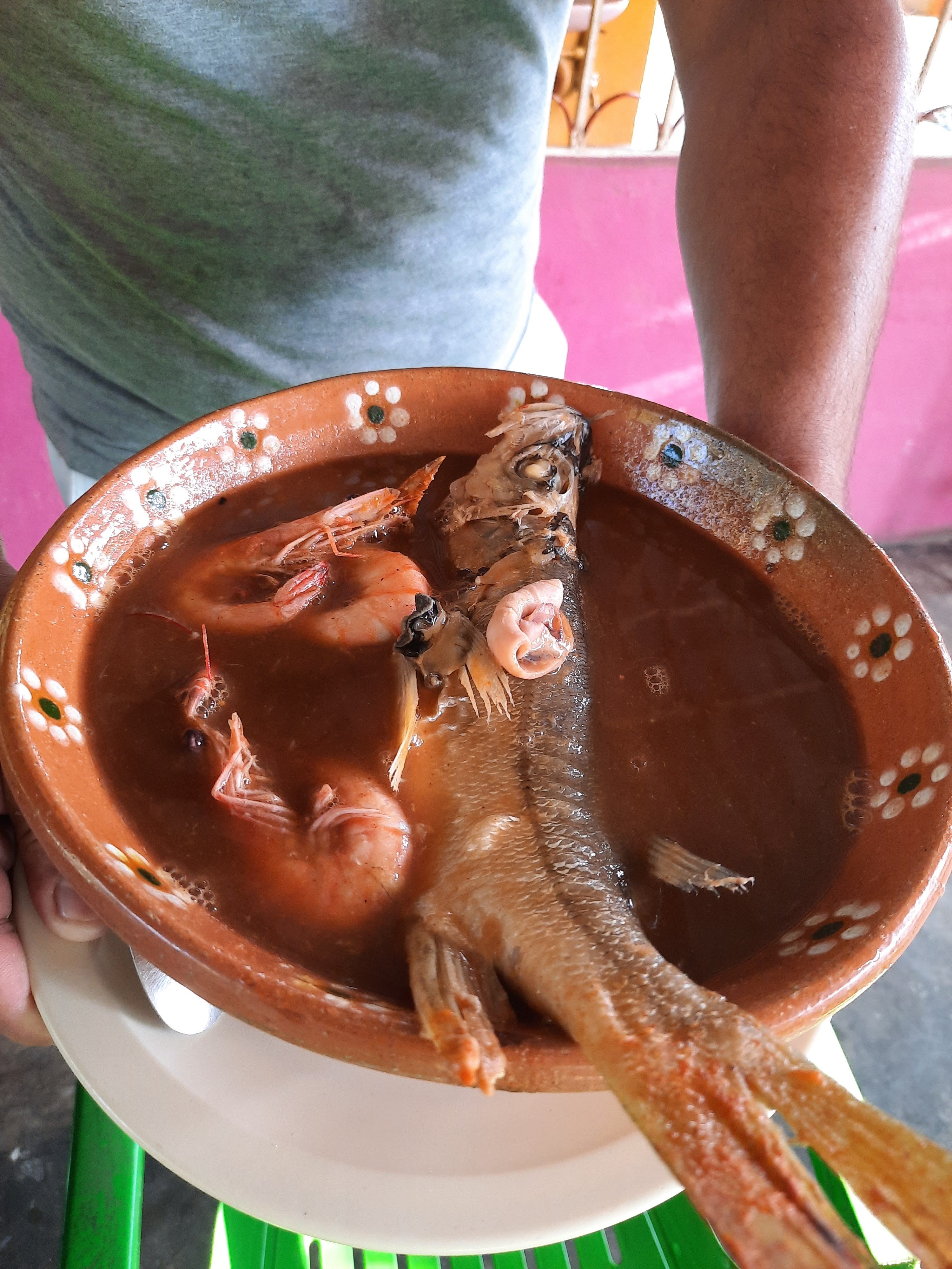 Mariscos el crucero image 2