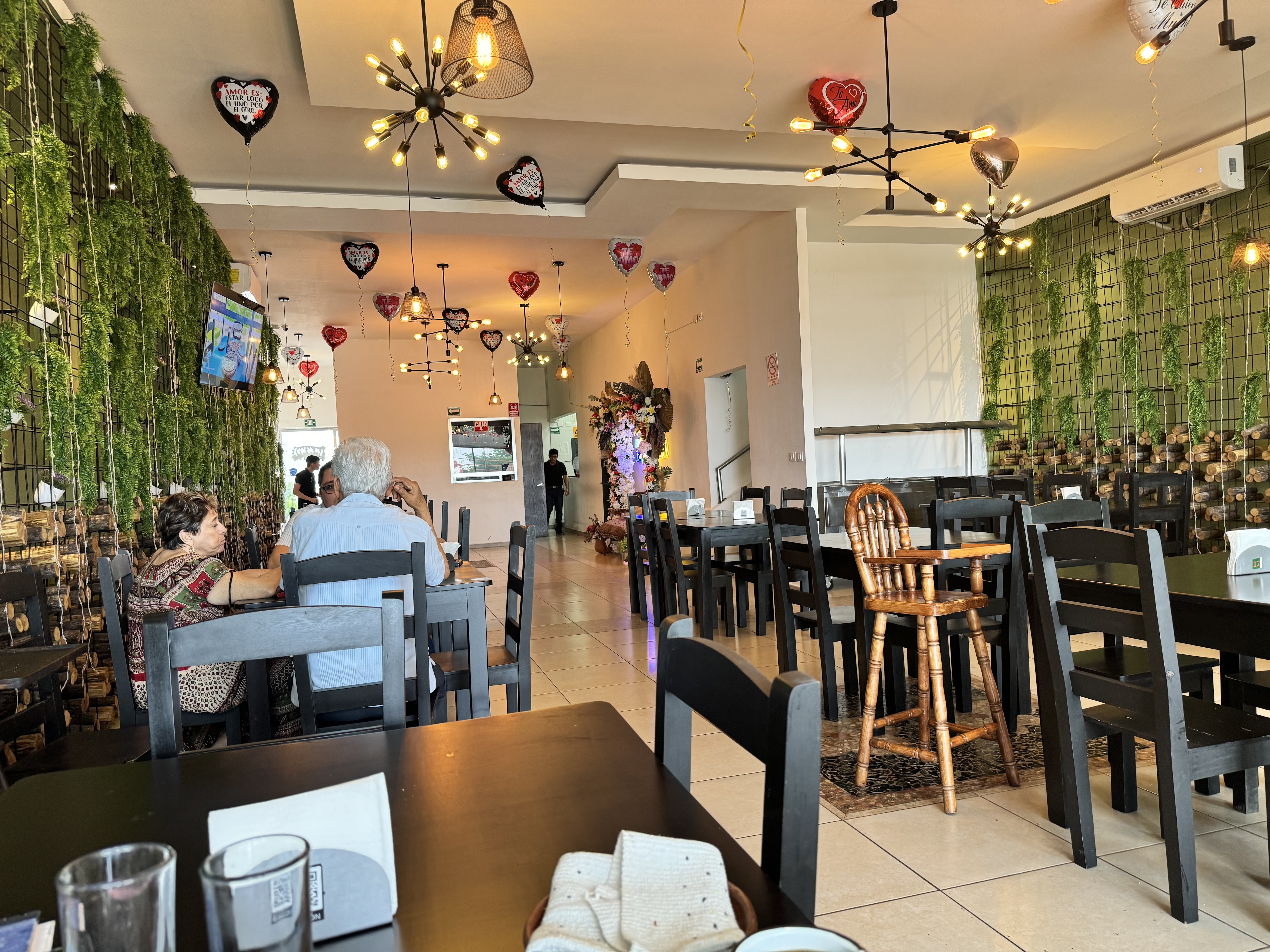 Restaurante El Balcón Sabor Y Tradición image 1