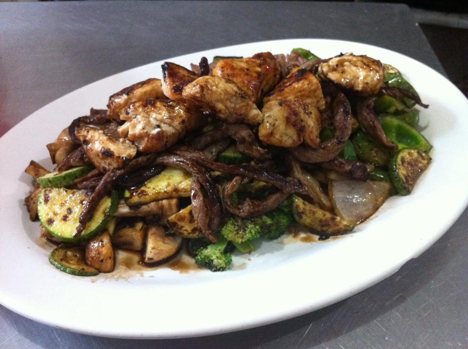 Bambú Sushi Bar image 4