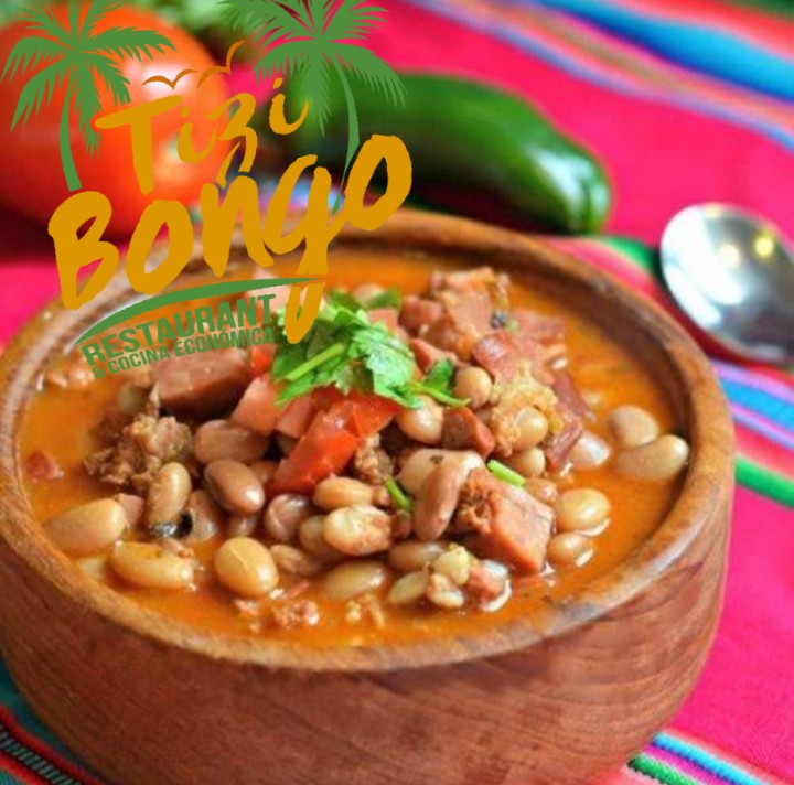 Restaurant bar TIzibongo image 6