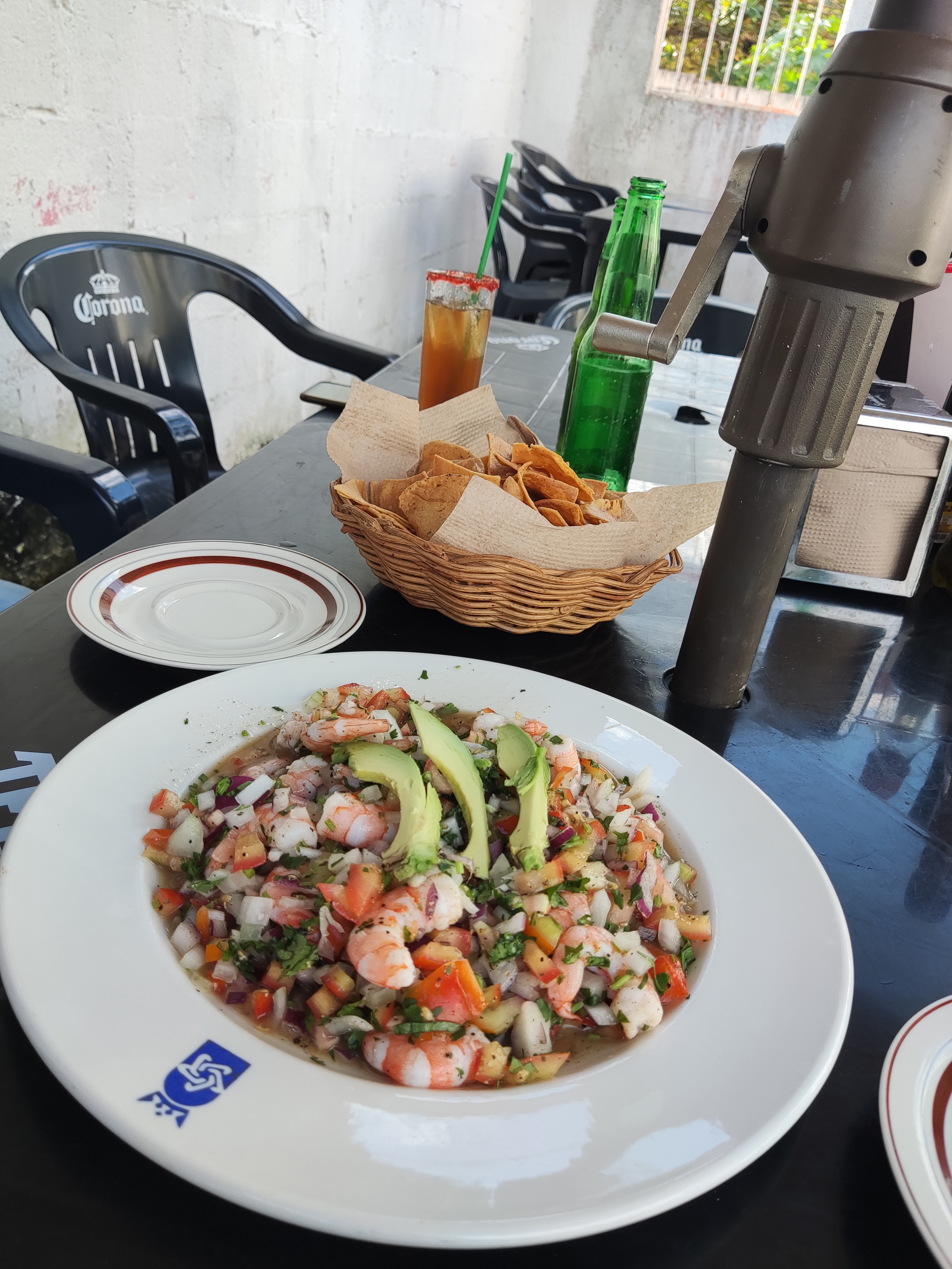 Restaurant bar TIzibongo image 10