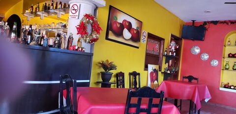 Ricardos restaurante image 1