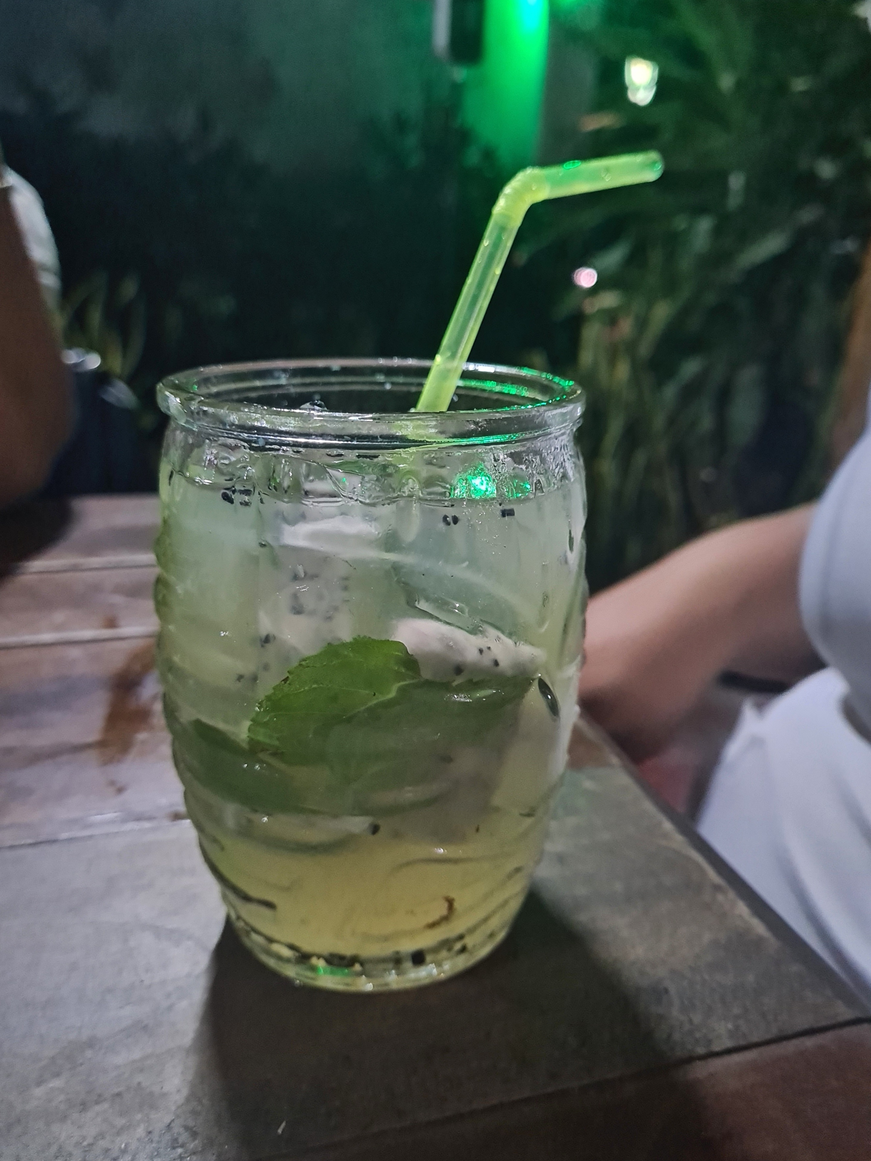 EL JARDÍN RESTAURANT + LOUNGEBAR image 6