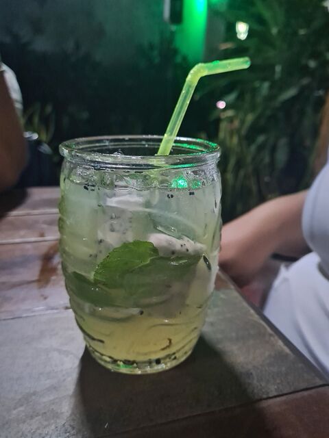 EL JARDÍN RESTAURANT + LOUNGEBAR image 6