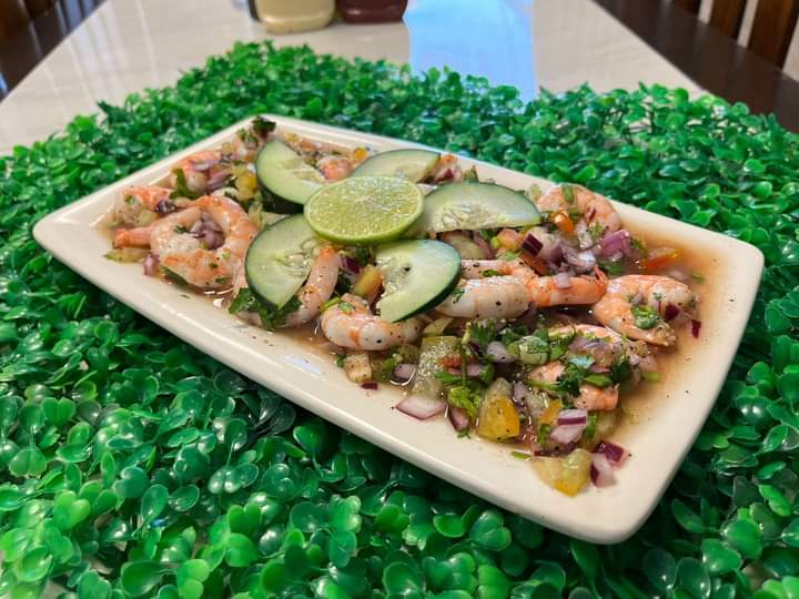 Los delfines image 2