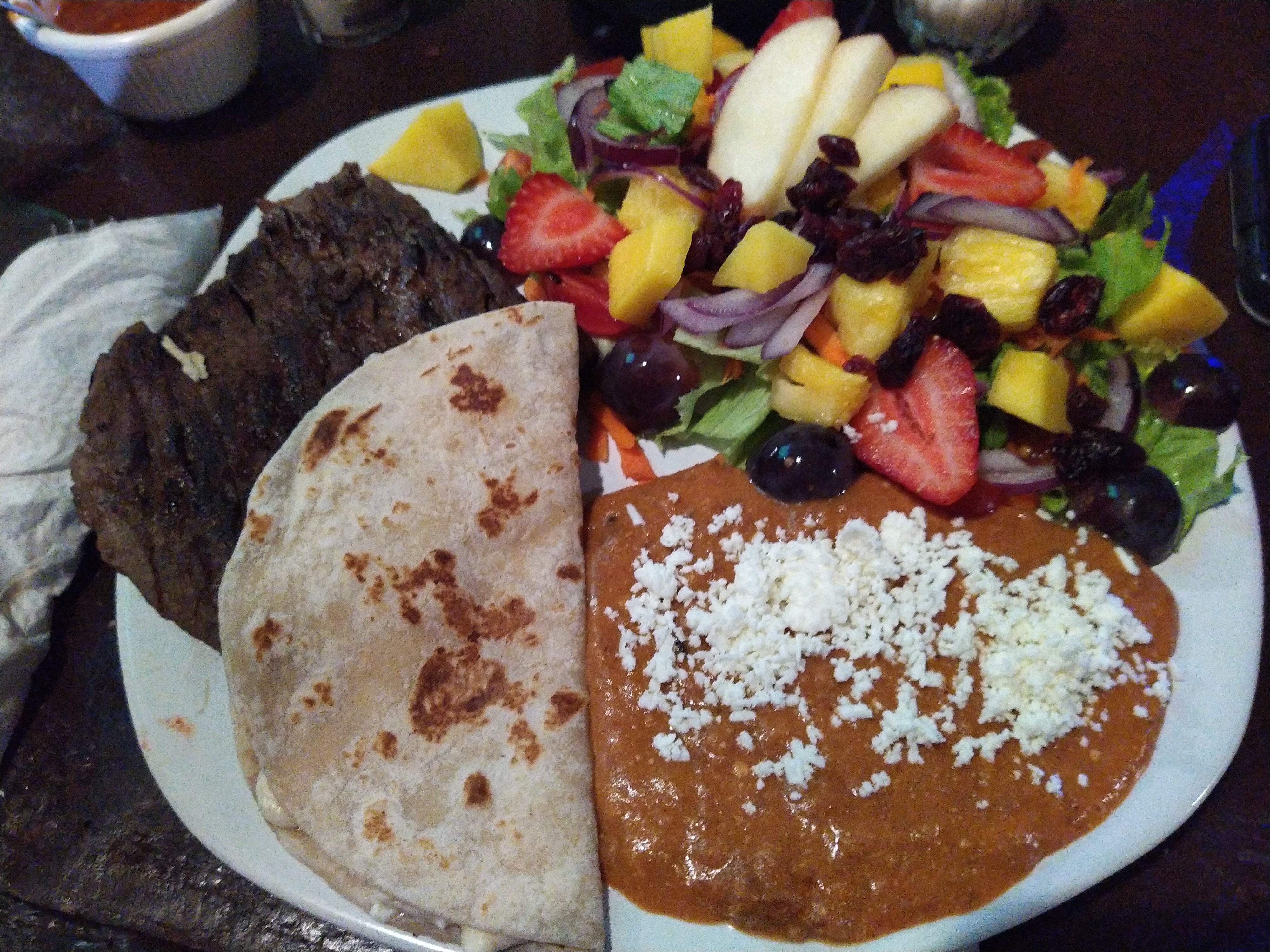 La cascada restaurant & sports bar image 4