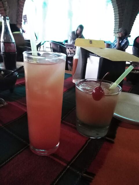 La cascada restaurant & sports bar image 7