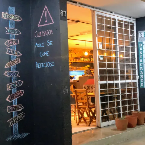 RESTAURANTE PAVINO image 1