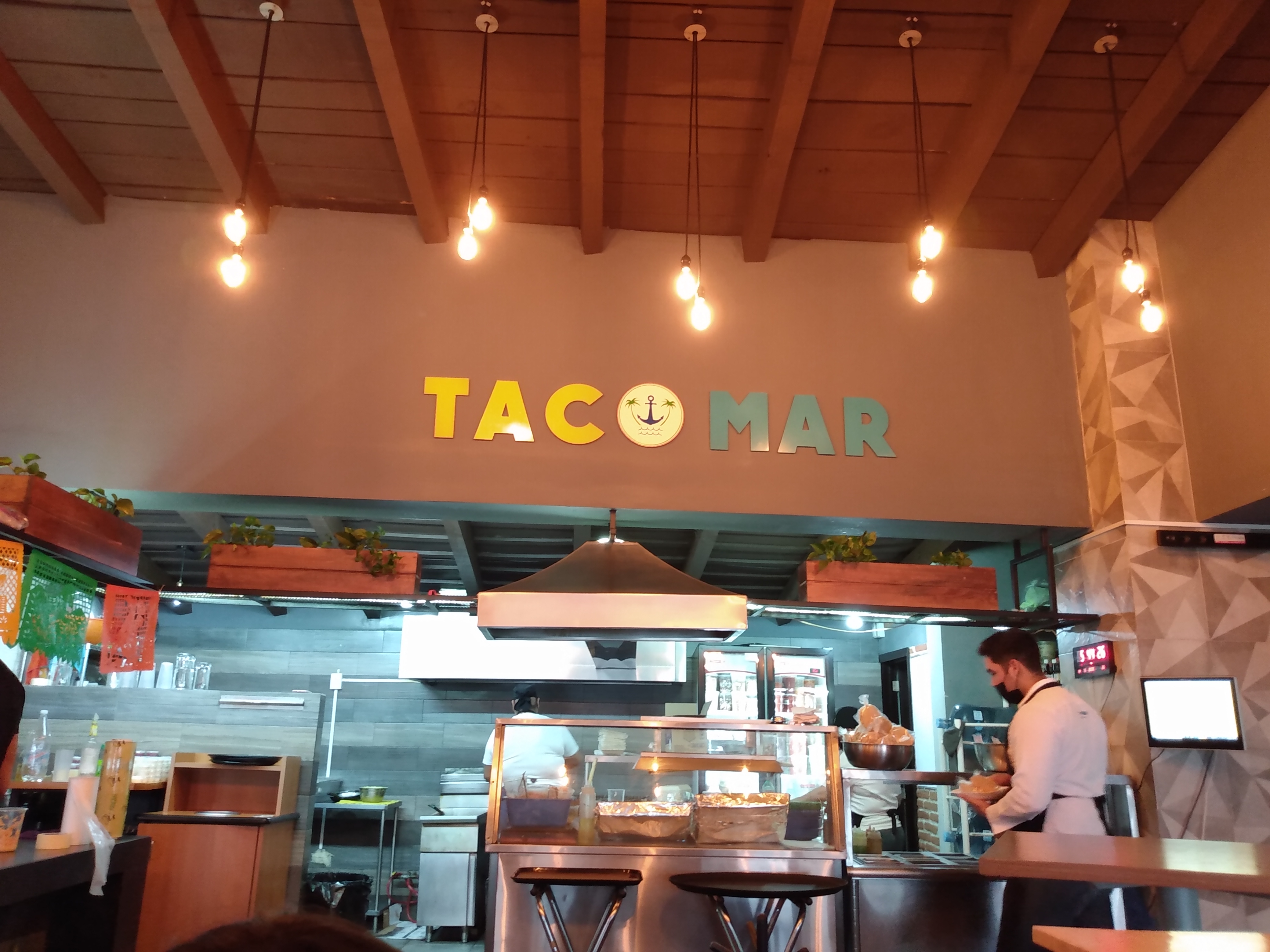 Taco Mar image 6