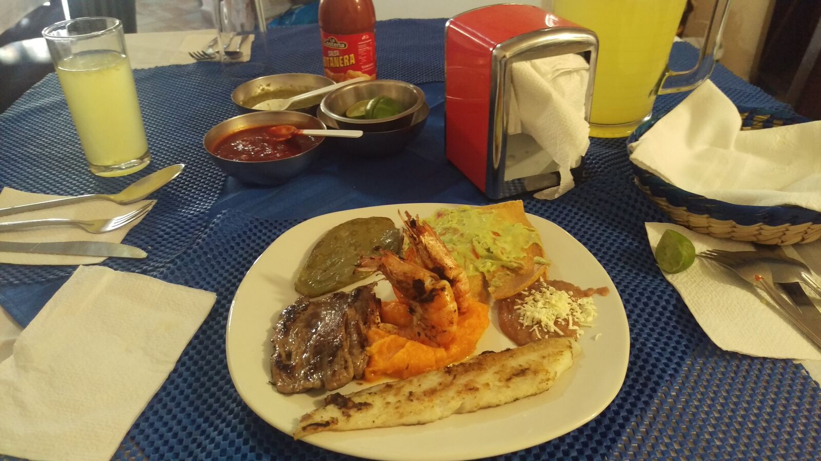 Restaurante Fonda mexicana Chile y maiz image 9