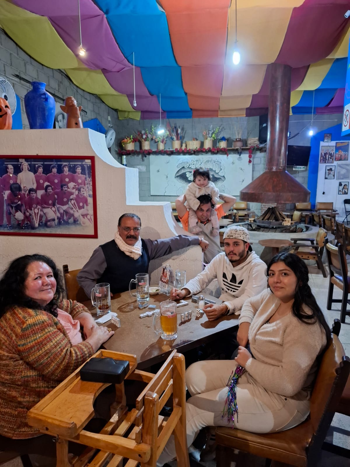 La Matraca Restaurante y cantina con musica en vivo. image 2