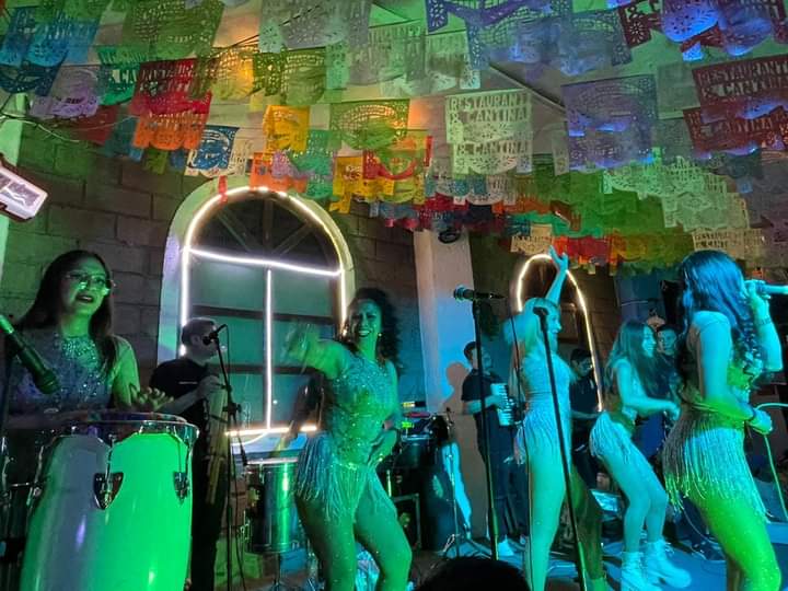 La Matraca Restaurante y cantina con musica en vivo. image 6