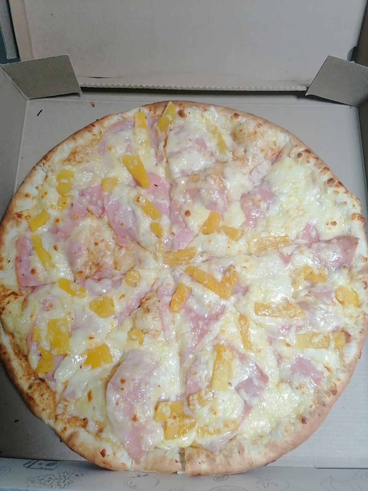 Rodeo cruzeli's Pizza image 8