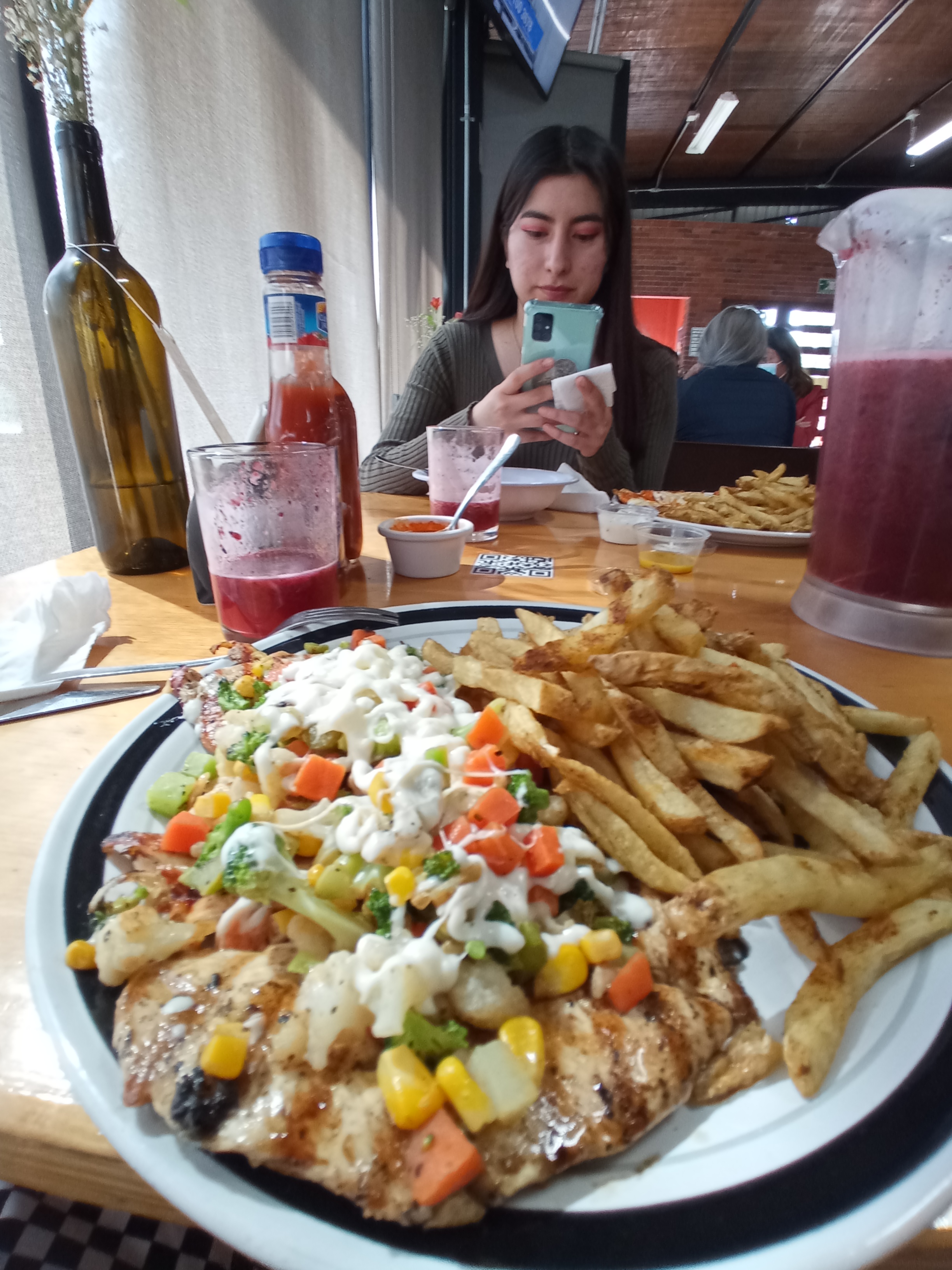 Hamburguesas | Carnes | Ensaladas image 9