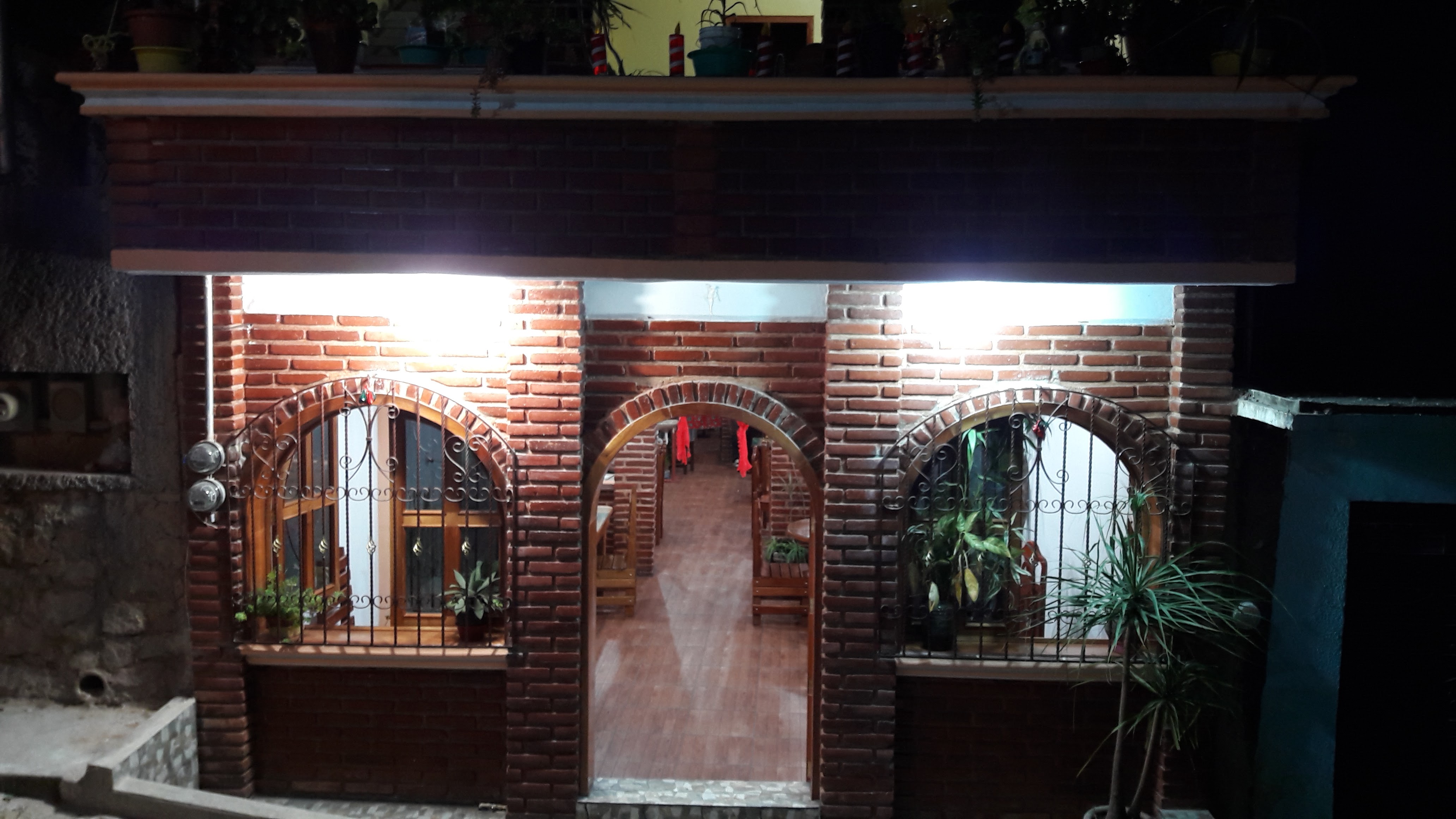 PIZZERIA BURGER WORLD image 1