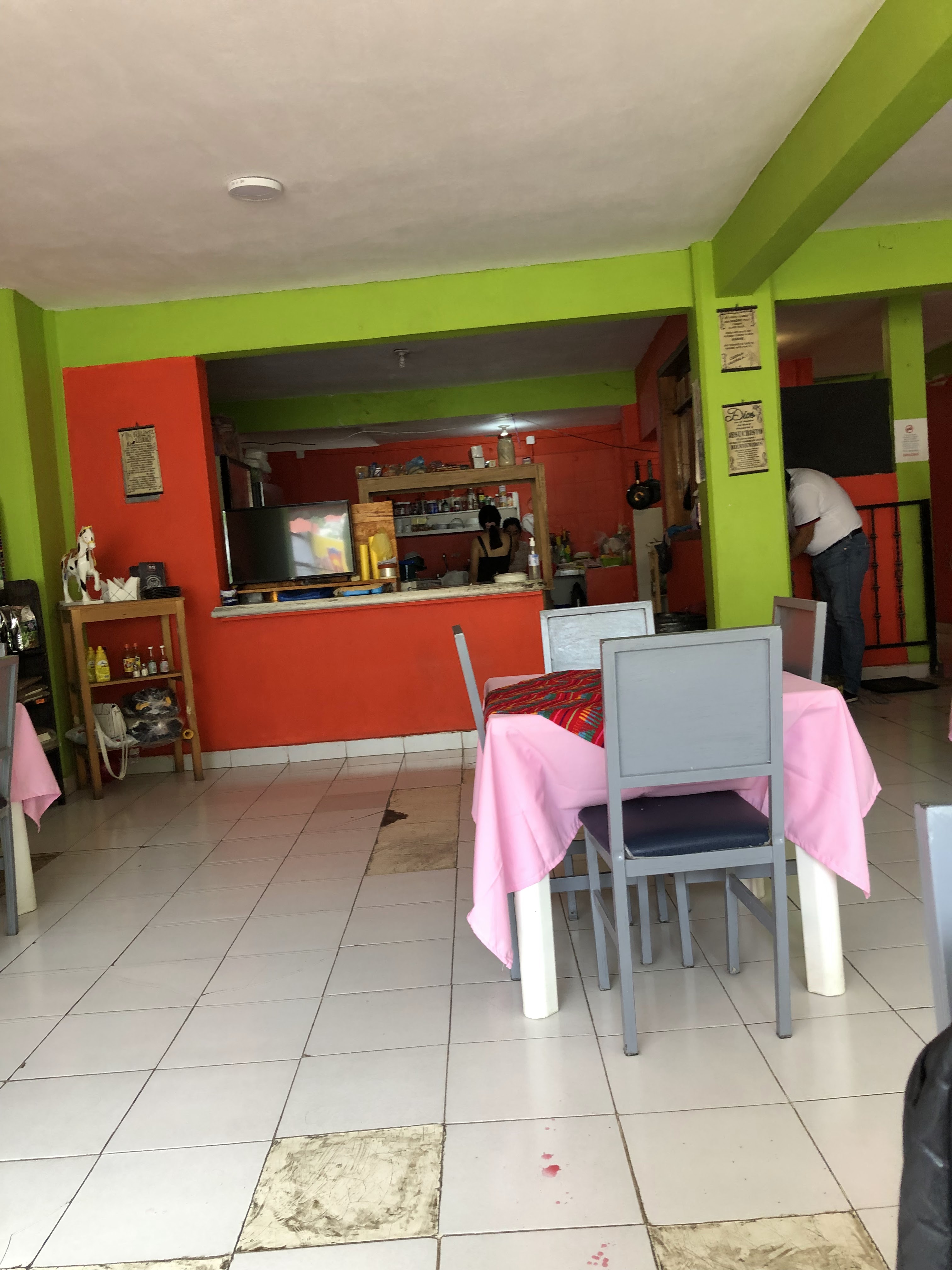 Fifty Friends y Hamburguesa el rey image 4