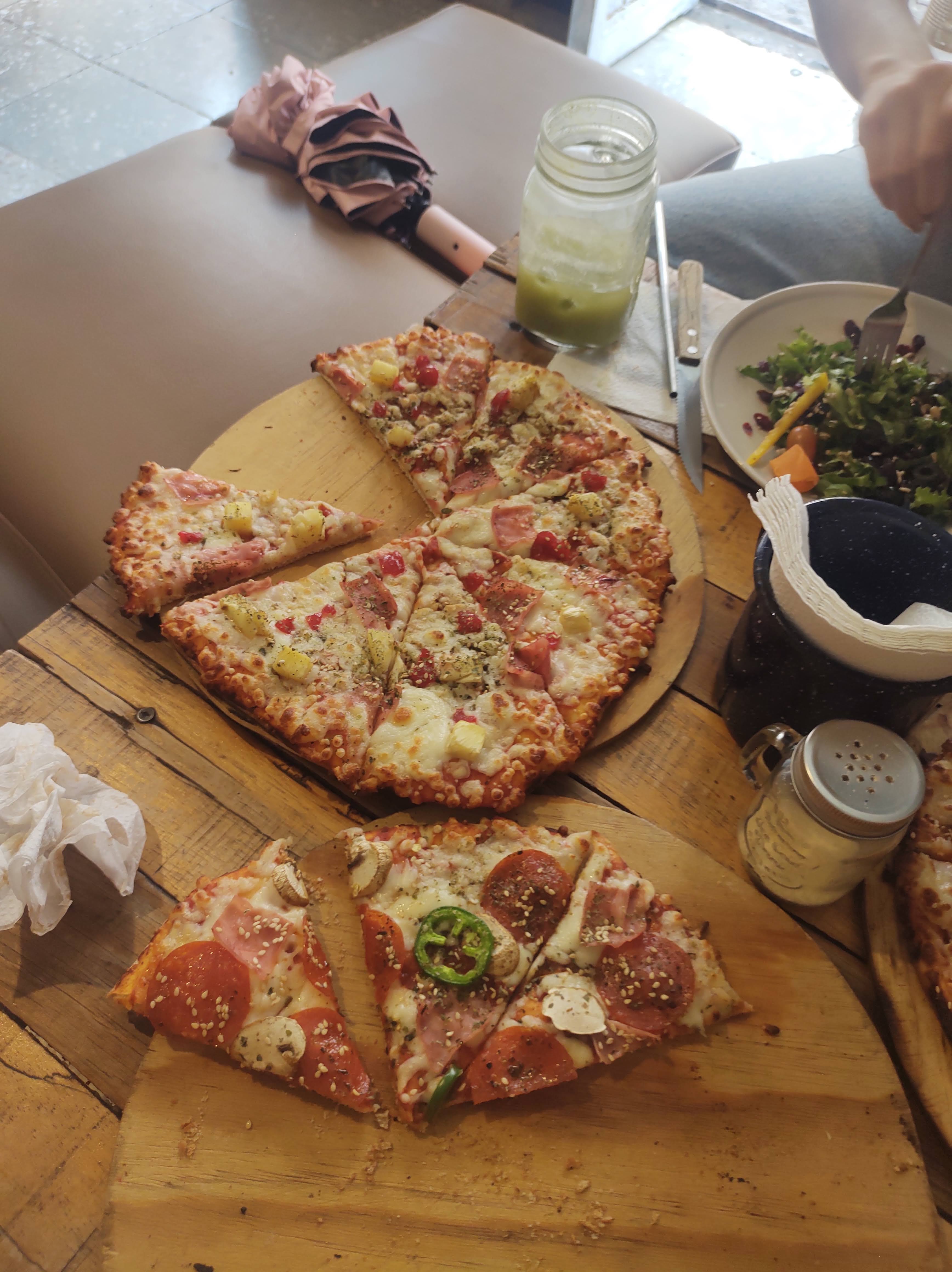 Lxs De Abajo Restaurant-Bar image 3