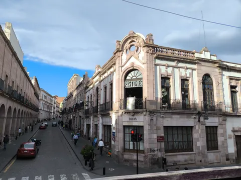 Pistones Zacatecas Centro image 3