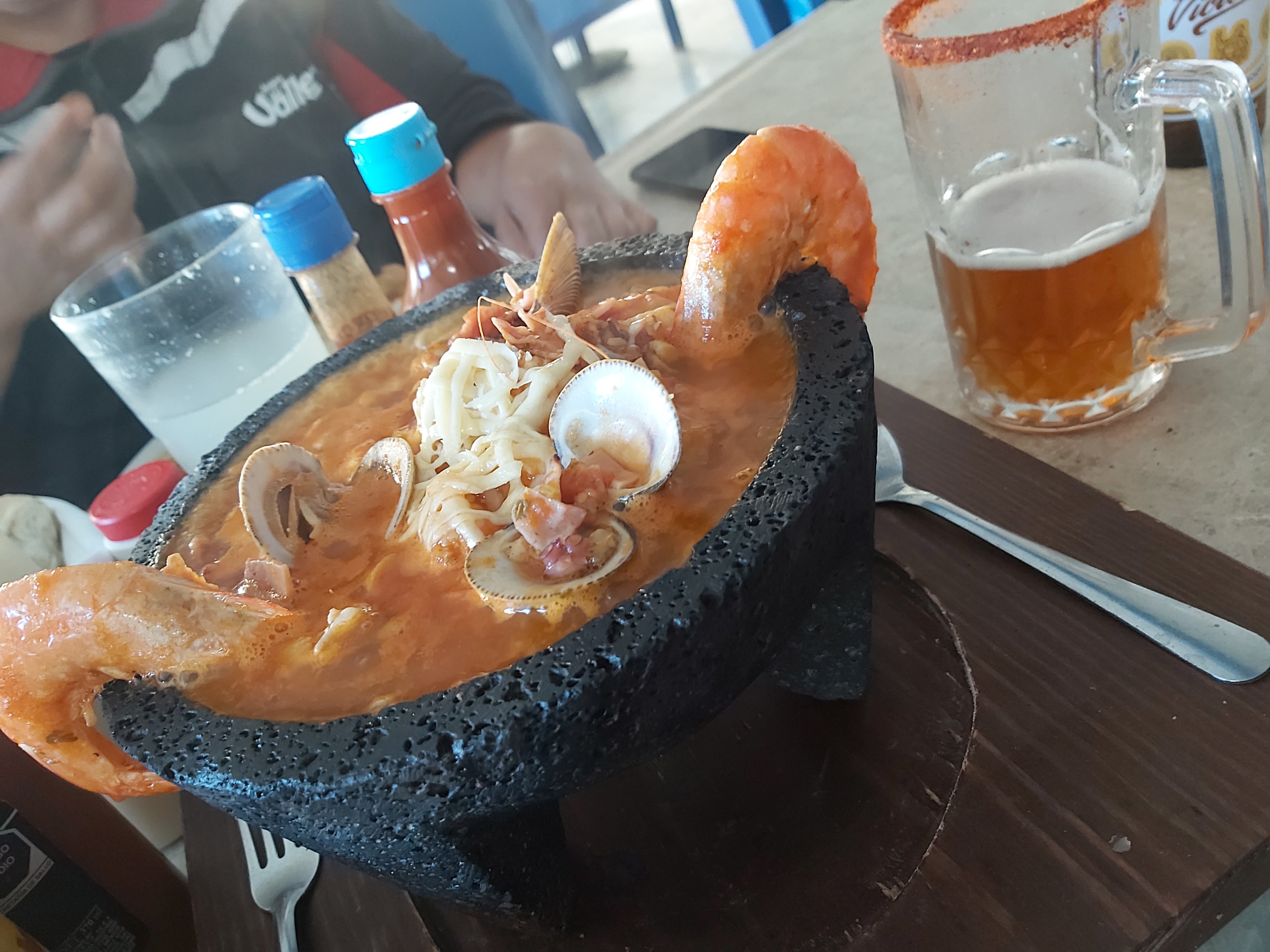 7 Mares Restaurant image 4