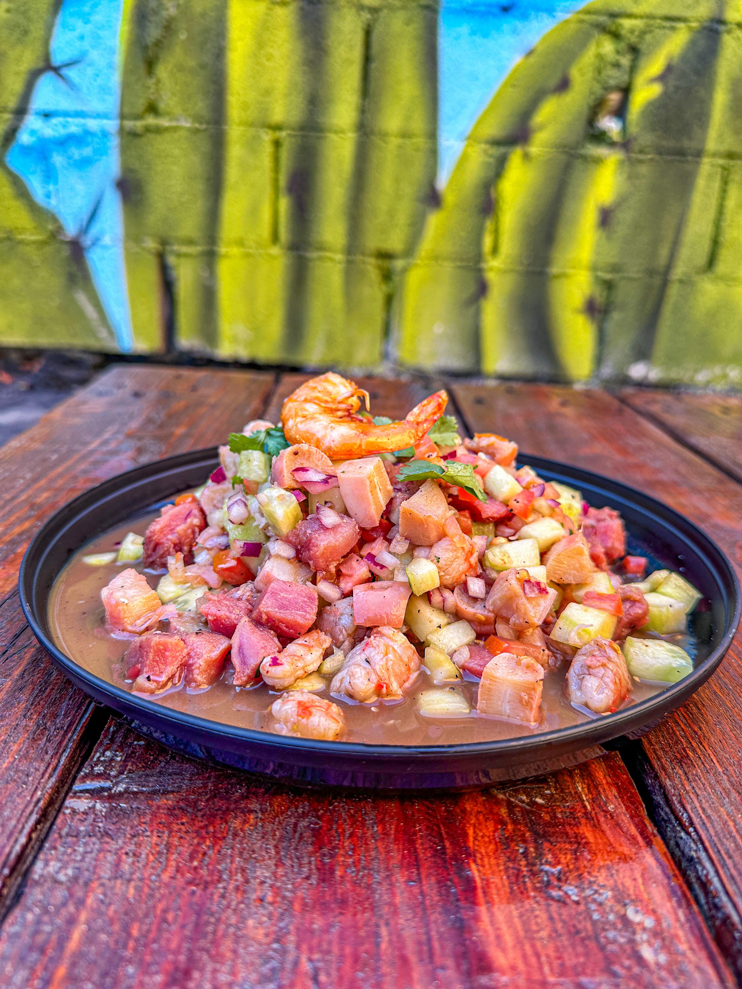 Monarca Restaurante Bar image 2