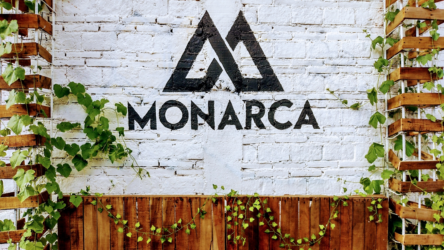 Monarca Restaurante Bar image 4