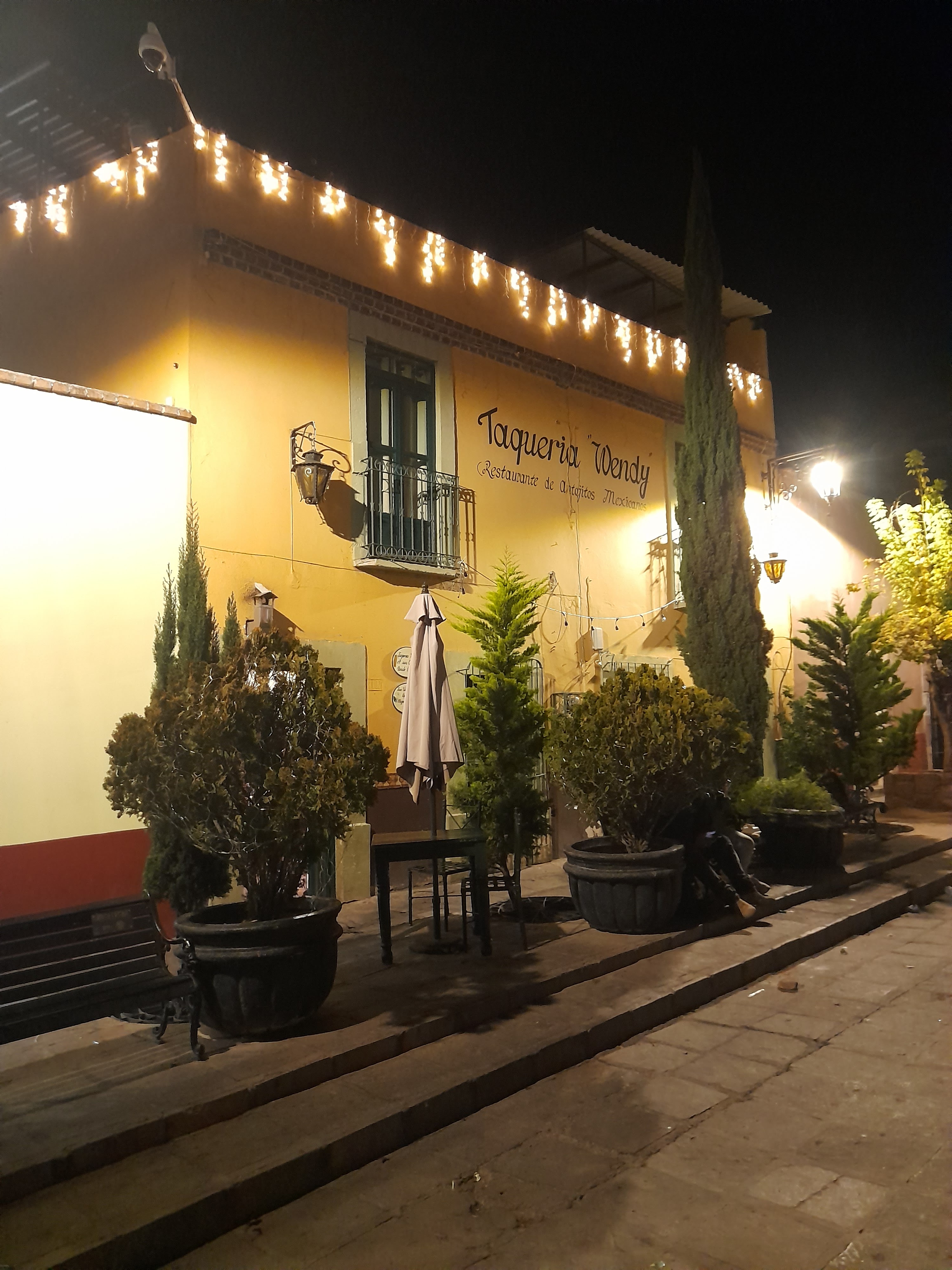 Taquería "WENDY" image 4