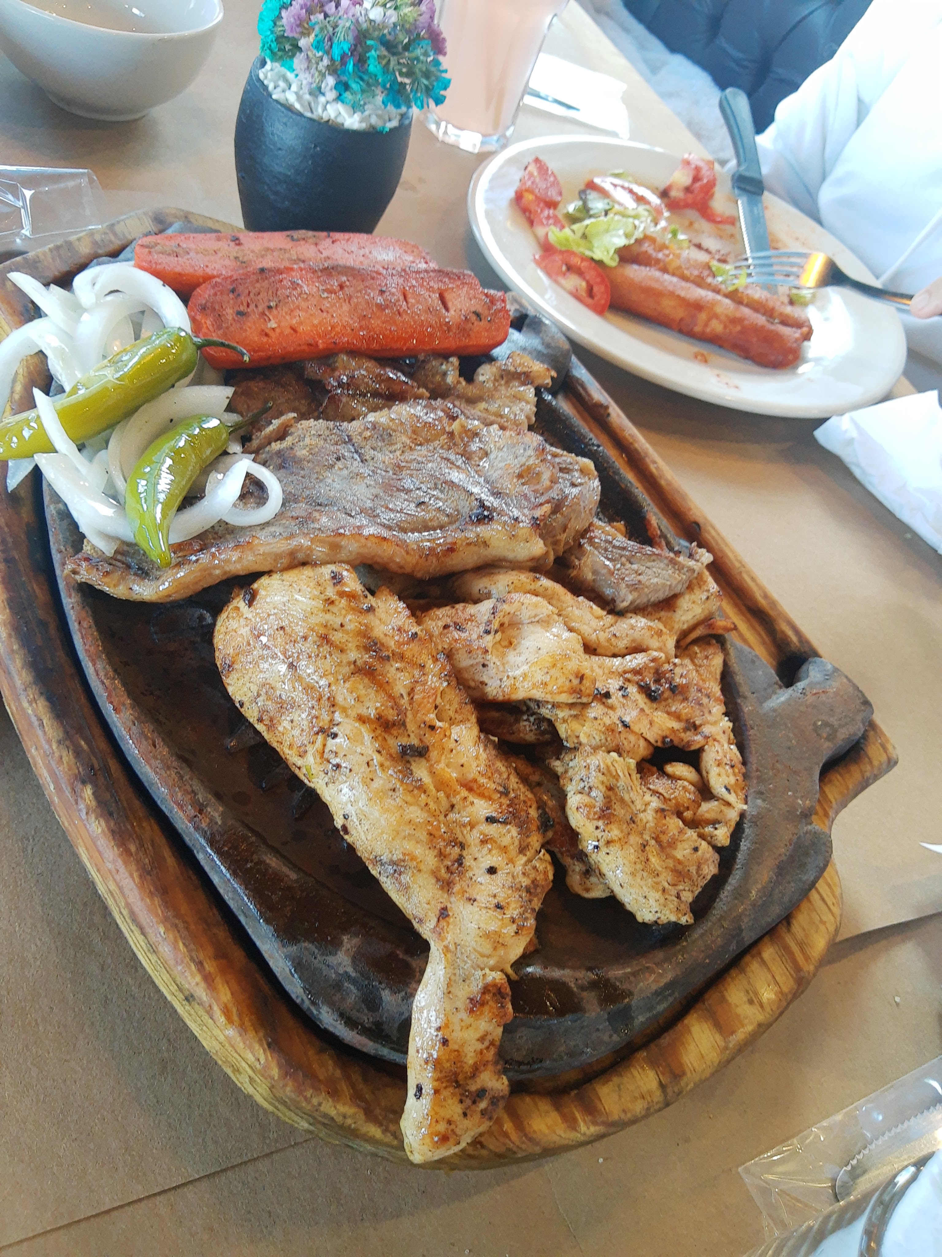 MAMA DOLORES La casa de la Arrachera image 7