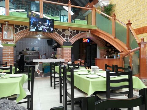 Restaurant-fiesta image 4