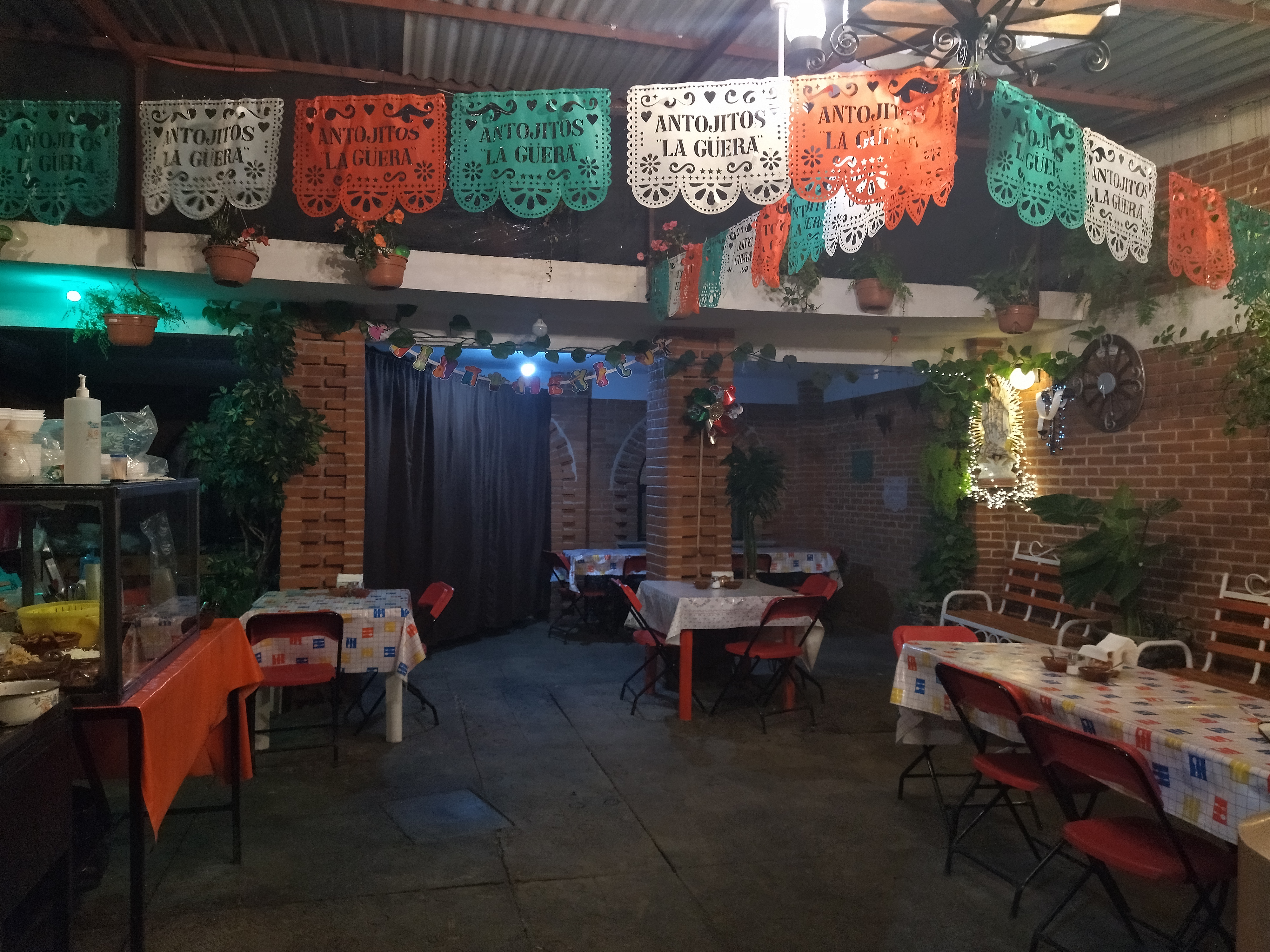 Antojitos Mexicanos image 1