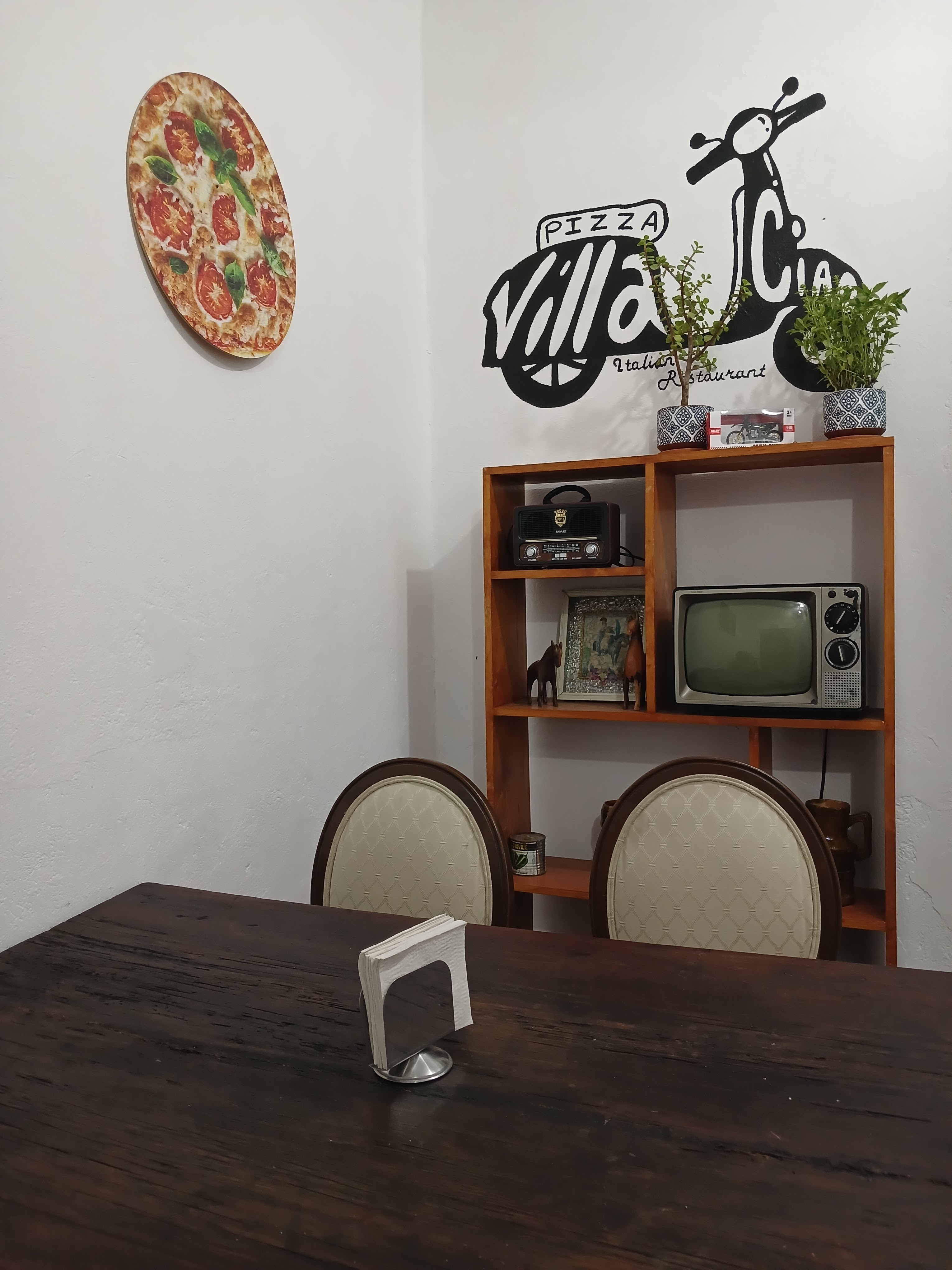 Villa Ciao Restaurant image 3