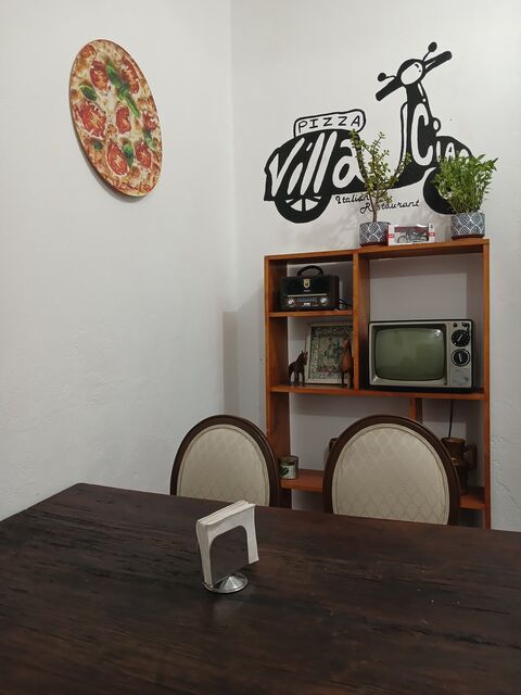 Villa Ciao Restaurant image 3