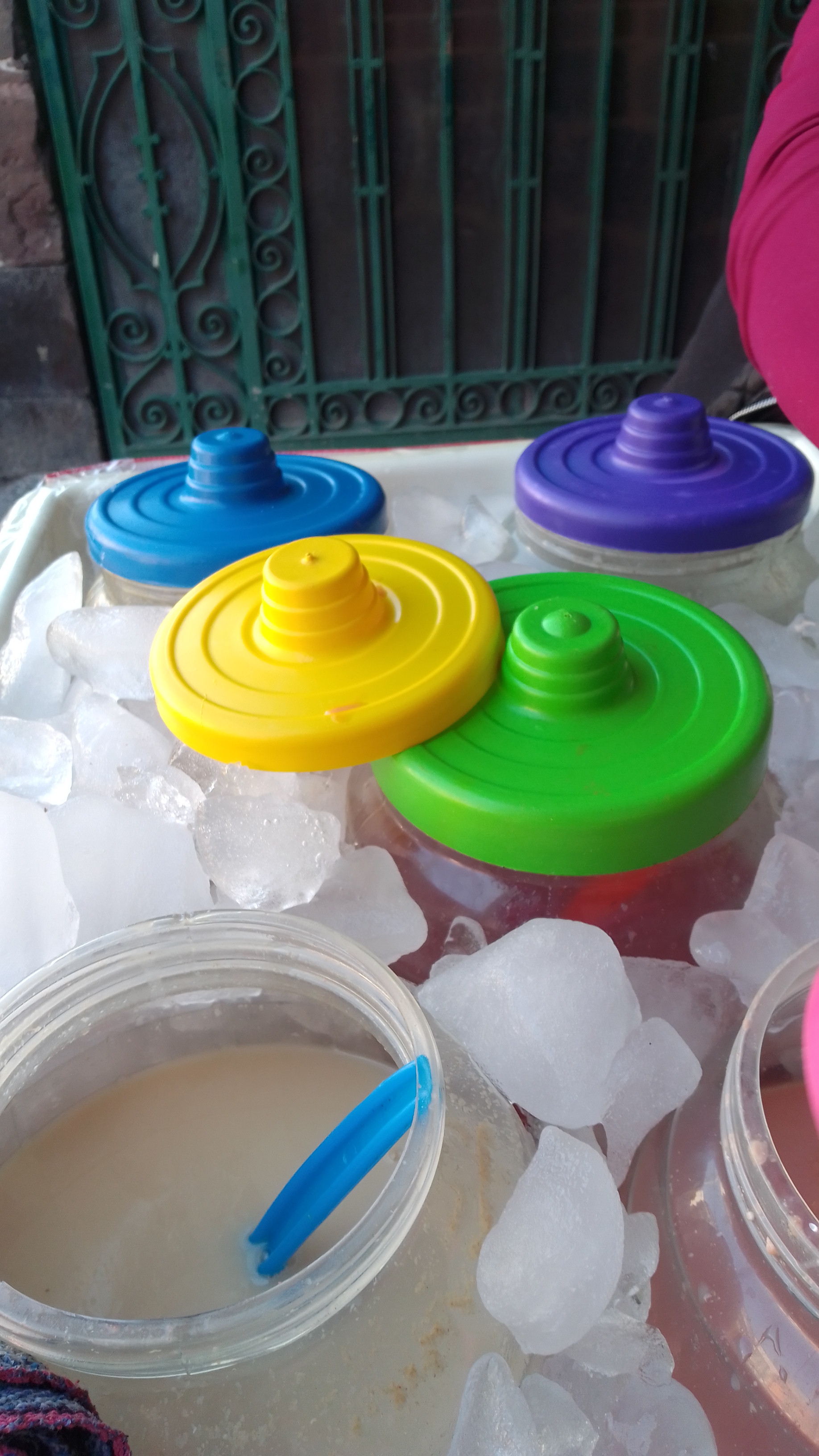 Pulques curados artesanales "Don sefe" image 2