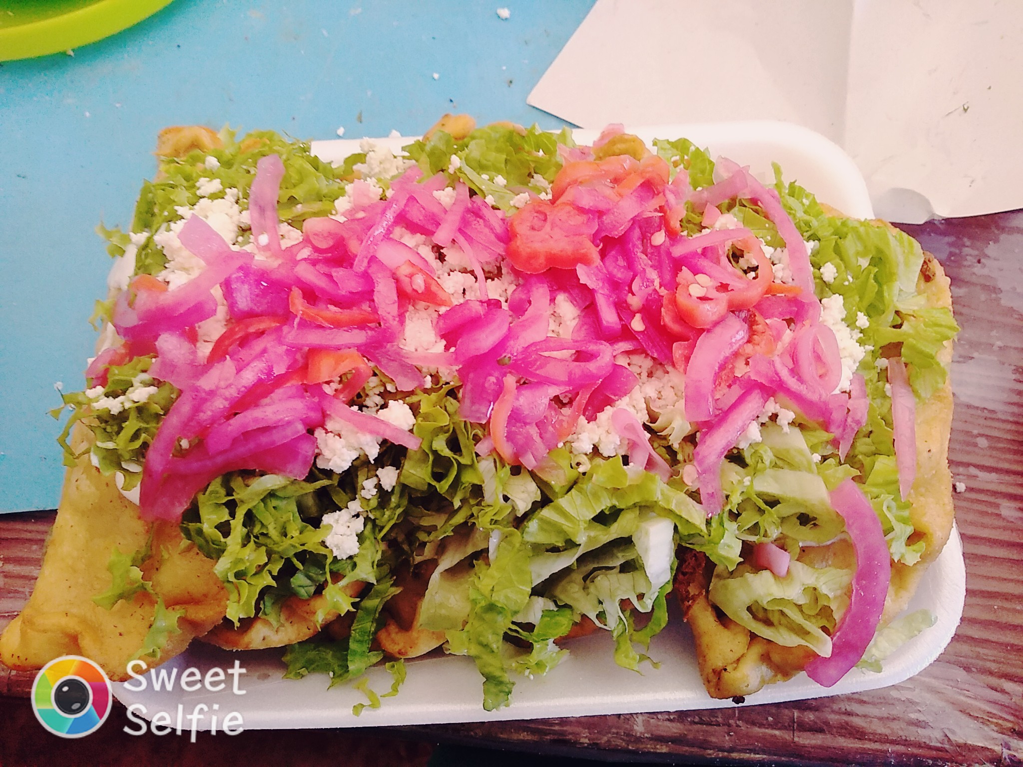 Lonchería y taquería "Mi gusto es" image 2