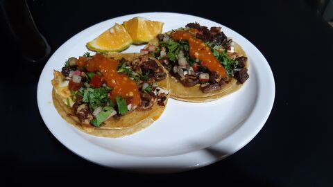 Carloso Tacos y más... image 2