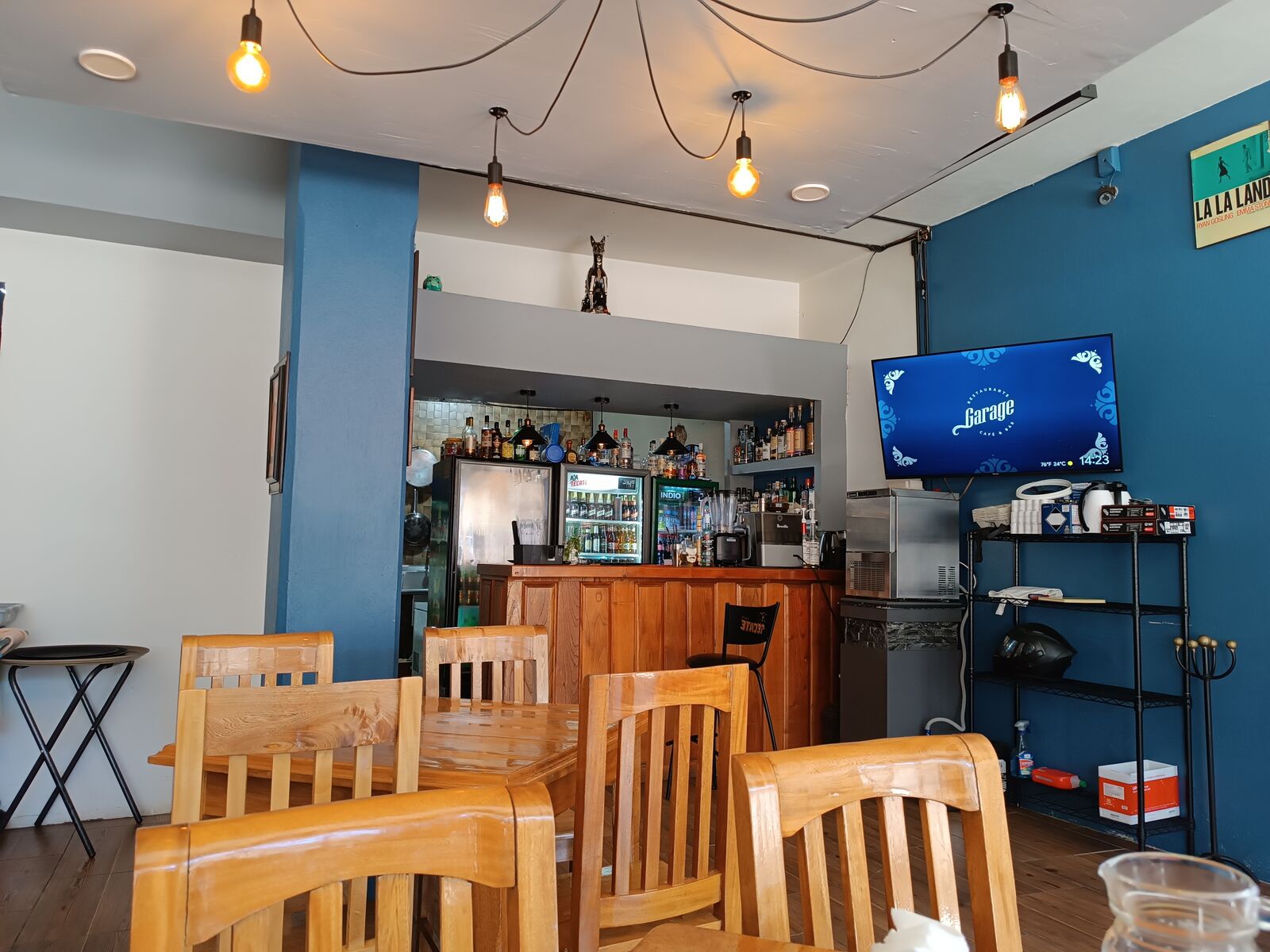 GARAGE restaurante, cafe, bar image 1