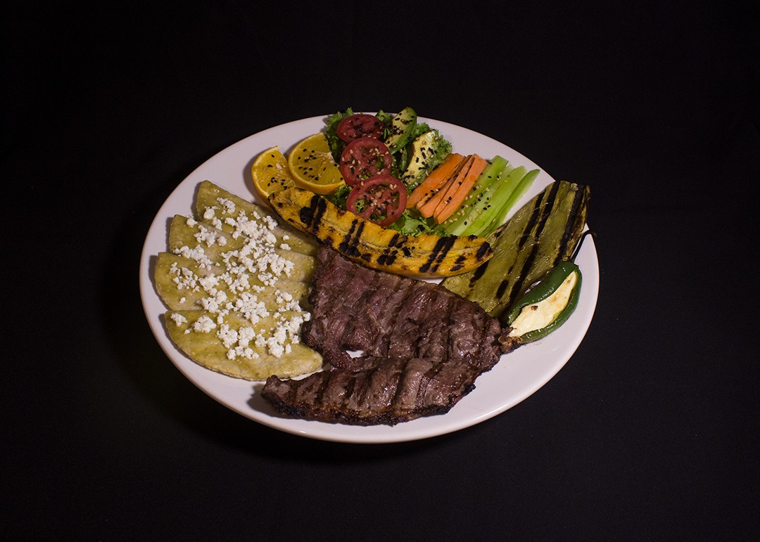 GARAGE restaurante, cafe, bar image 2