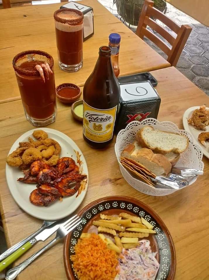 El cactus restaurante image 8