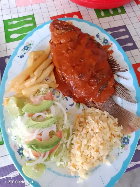 MARISQUERIA "ELY" image 3